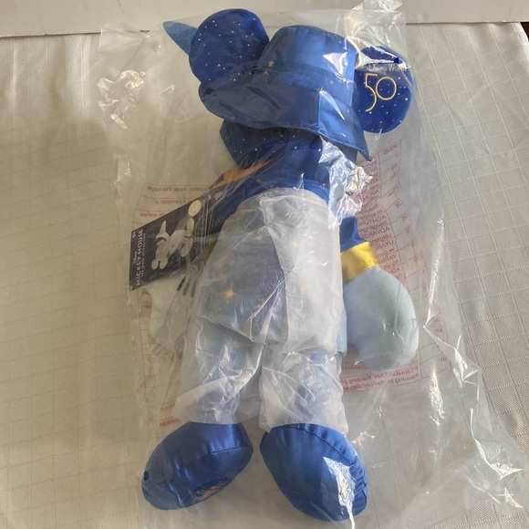 Disney Mickey Mouse The Main Attraction Peter Pan‘s Flight NEW limited edition - Picture 9 of 12